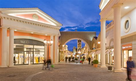 noventa designer outlet shopping mall